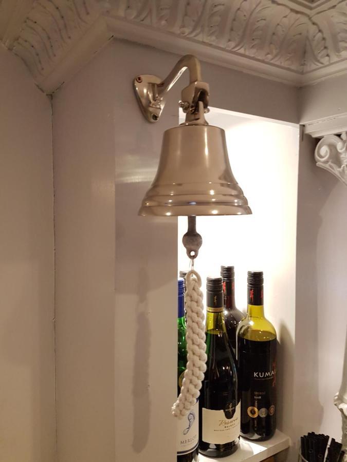 The Bell Shifnal Hotel Luaran gambar
