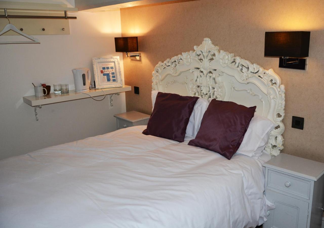 The Bell Shifnal Hotel Luaran gambar